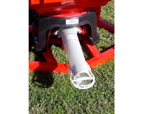 Esparcidora de Arrastre y Tres Puntos Yomel ETO 600 A-P