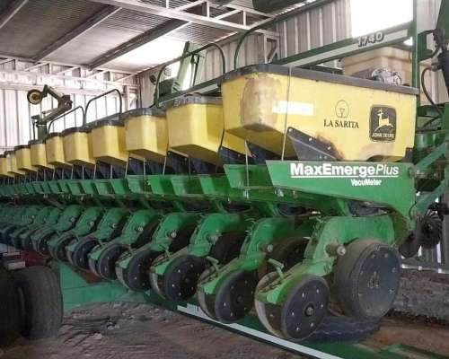 Sembradora John Deere 1740