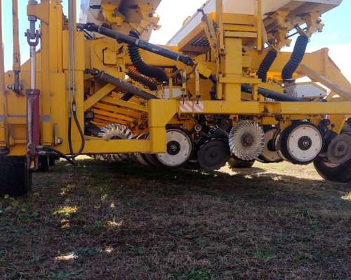 Sembradora Ascanelli Magnum de 39 a 26