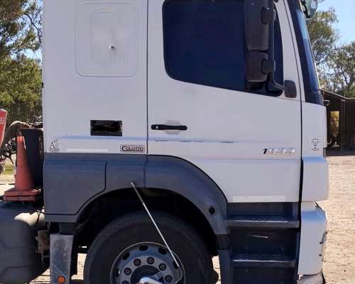 Mb Axor 1933 año 2008 Tractor con Equipo Hidráulico Vigía