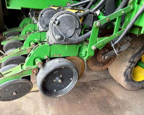 Sembradora John Deere DB66 2011 - 36 a 52 Neumatica