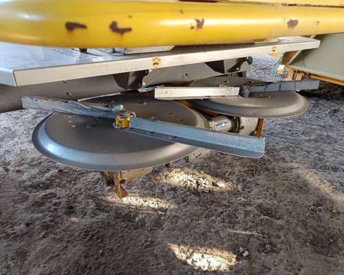 Fertilizadora SR 3000 Lts - con Sistema Variable