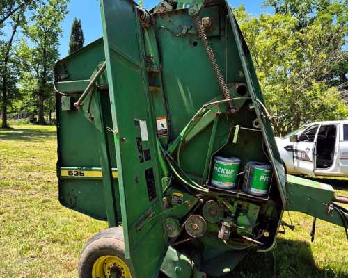 Rotoenfardadora John Deere 535