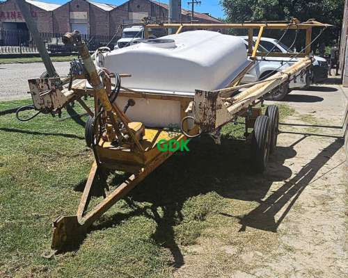 Pulverizador de Arrastre 2000 Lts. Grosspal. Disponible