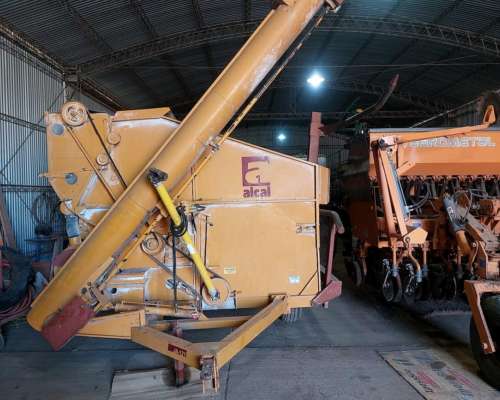 Vendo Moledora de Granos y Rollos Marca Alcal