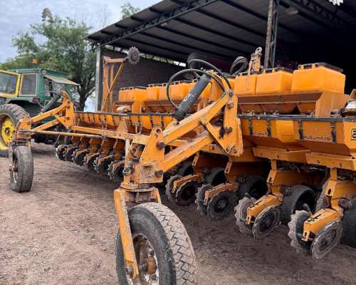 Sembradora Agrometal TX3 .