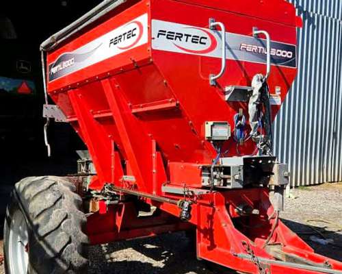 Fertilizadora Fertec 3000 con Balanza
