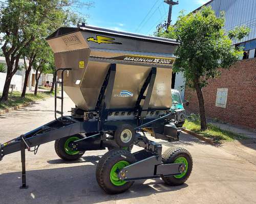 Fertilizadora XS 3000 Eje Simple o Balancin