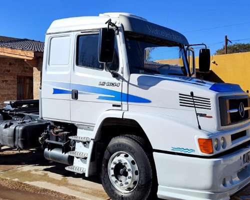 Camion L1634 Modelo 2007 Tractor con 40 Mil Kilómetros