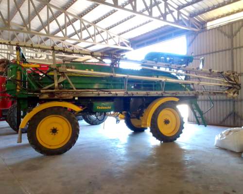 Pulverizadora Autopropulsada Tedeschi MT3000