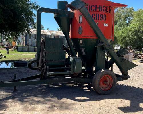 Moledora y Mezcladora Richiger