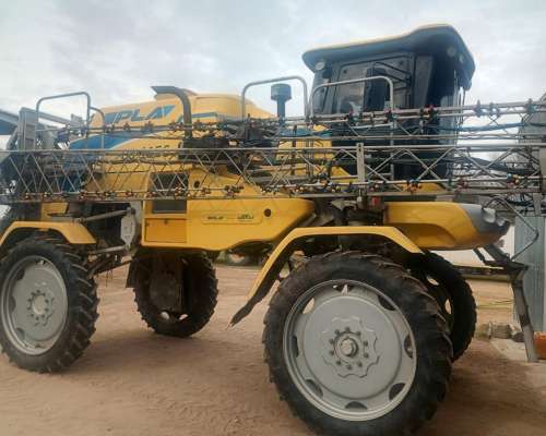 Pulverizador Pla 3500, año 2015, Cummins 160 HP, 5.300 Hs