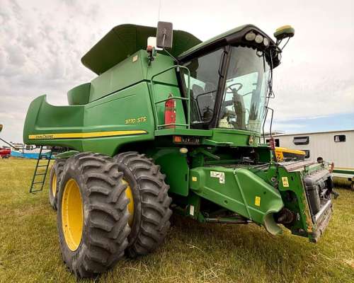 Cosechadora John Deere STS 9770 Plataforma 635f año 2010.