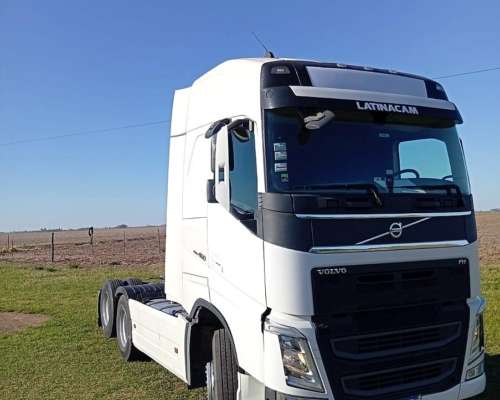 Volvo FH 460 2017 con 700 Mil KMS 6X2