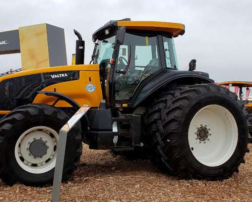 Tractor Valtra BT210 - Disponible - Radiales