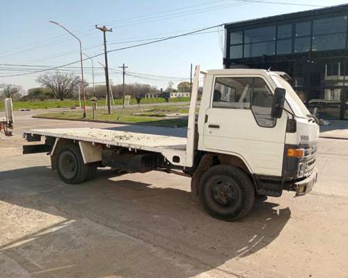 Toyota Dyna 300 Mod 1995 Capacidad 3500 Kg Buen Estado