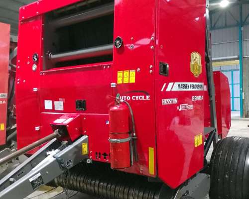 Rotoenfardadora MF 2946 Hesston con Kit de Malla