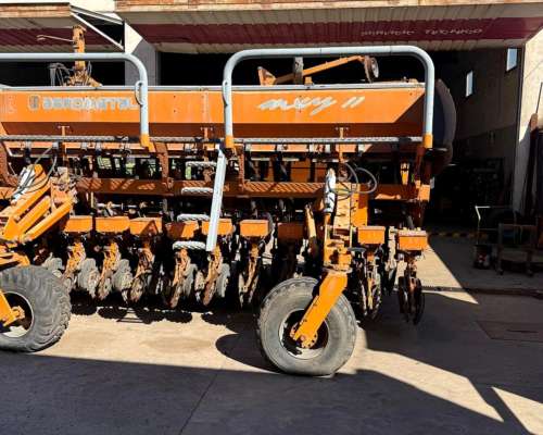 Agrometal MXY2 46a21 con Kit de Grueso Grano Fino Combinada
