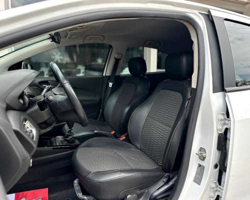 Chevrolet Onix 1.4 Nafta Manual LTZ año 2017 Impecable