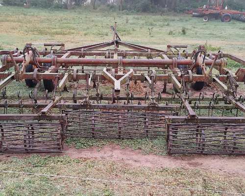 Cultivador de Campo Buen Estado