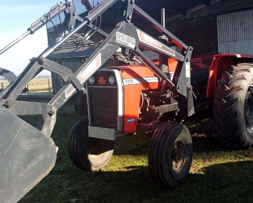 Tractor Massey Ferguson 1175 Restaurado con Pala Ceibo