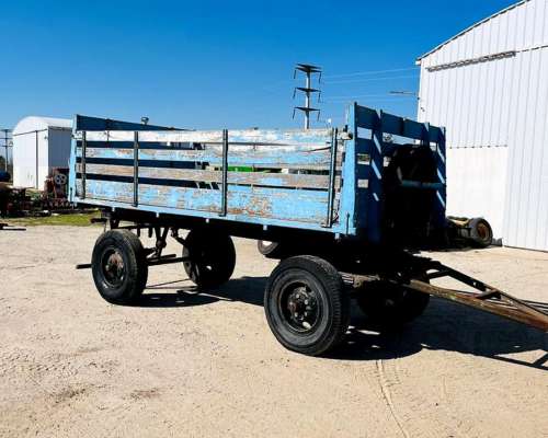 Acoplado Playo 4 Metros por 2 Metros.