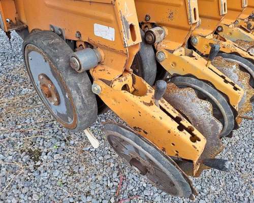Sembradora Agrometal TX Mega 2235