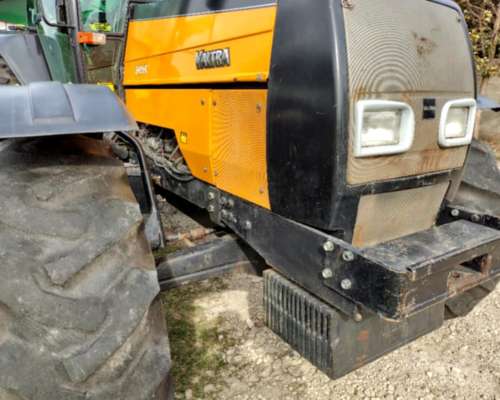 Valtra BH160 con 7.700 Hs de Fabrica