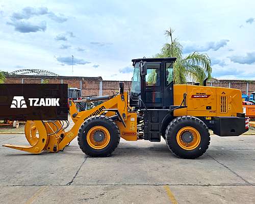 Cargadora Frontal PT75 con Garra, Balde y Porta Pallets