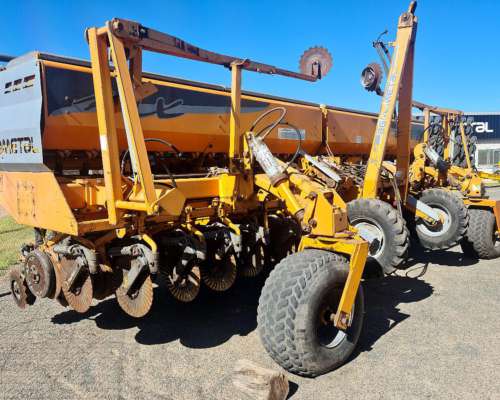 Sembradora Agrometal MX3321 sin Alfalfero