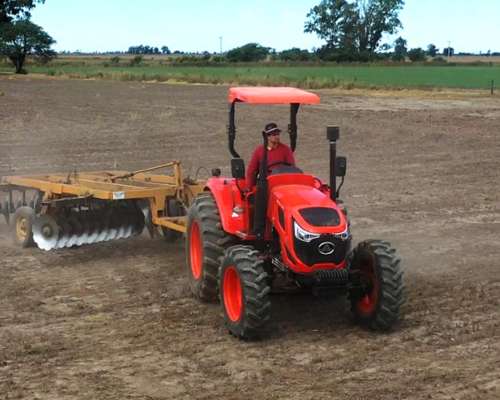 Tractor Hanomag 80 HP Linea Stark