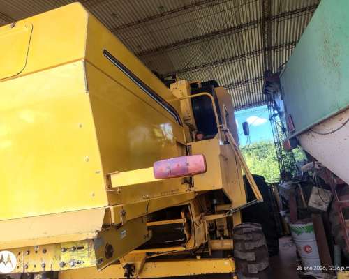 Cosechadora New Holland TC 59