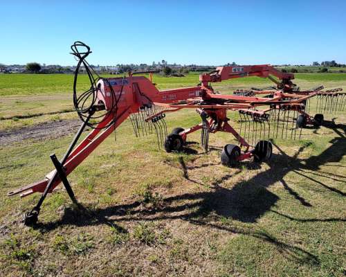 Rastrillo Kuhn GA 7822