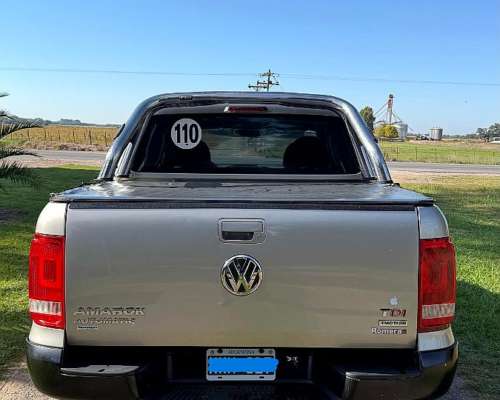 Volskwagen Amarok Trendline 4X4 AT 180hp