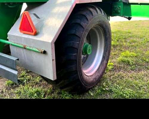 Vendo Mixer Montecor Vertical. Permuto por Hacienda