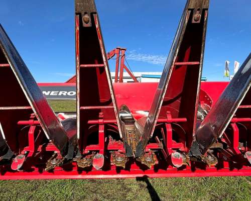 Cabezal Maicero Mainero 2008 - 18 a 52 - Usado.