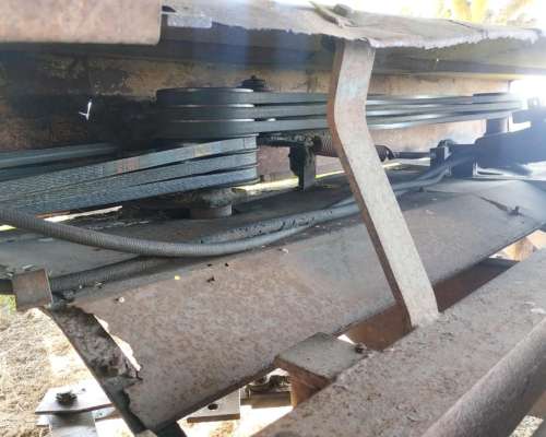 Vendo Desmalezadora e Hileradora