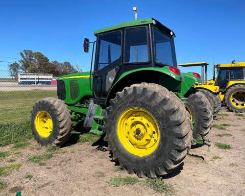 Tractor John Deere 6615, año 2007