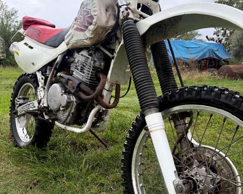 Honda XR 600 muy Linda.