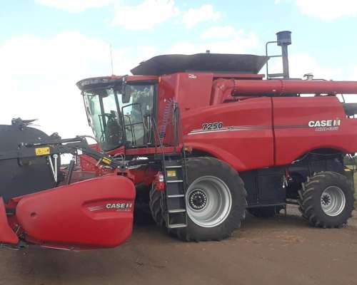 Cosechadora Case 7250 - año 2022