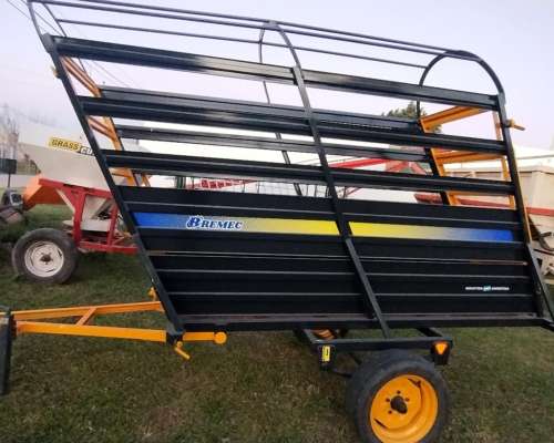 Cargador y Transportador de Hacienda Marca Bremec