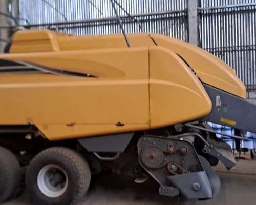 Mega Enfardadora Challenger Lb33b