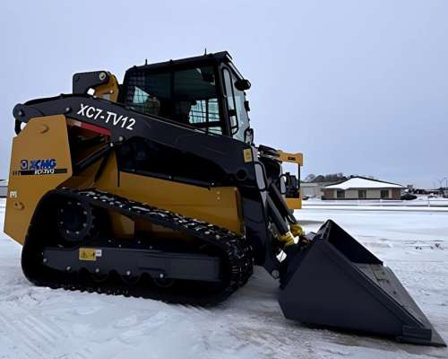 Minicargadora Sobre Orugas XC7-TV12 Xcmg