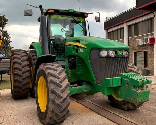 John Deere 7 210 J con Piloto