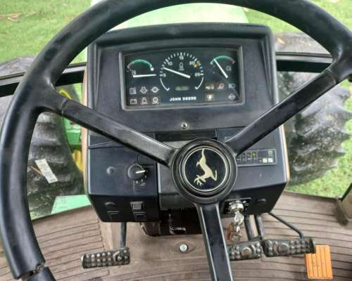 Tractor John Deere 7505 (160 HP)