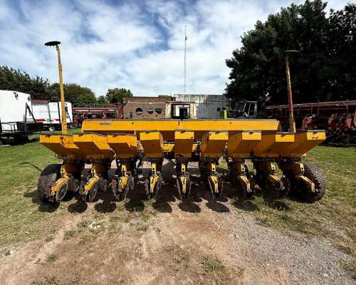 Sembradora Agrometal - 9 a 52 - con Monitor