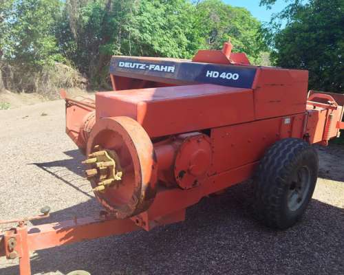 Enfardadora Deutz Fahr HD 400 a Hilo