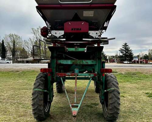 Fertilizadora, Autopropulsada, Venado, 2500, SA0018