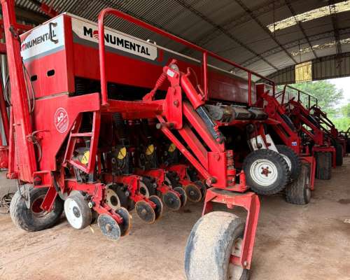 Sembradora Monumental Modelo 12000 de 22 a 52 Neumatica