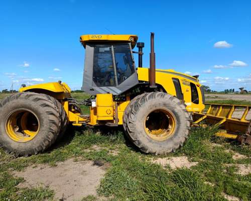 Tractor Pauny 710 con Pala Frontal